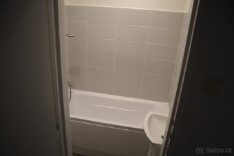 Pronájem bytu 2+1, s balkonem, ul. Osvobození, Jirkov - 7