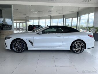 BMW M850i xDrive Cabrio Max.Výbava - 7
