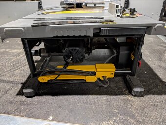 Pila DEWALT DWE7492-QS - 7