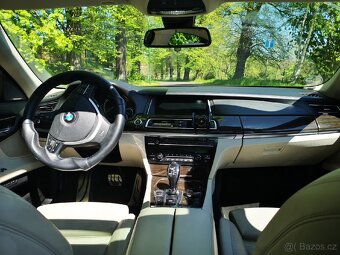 BMW 730 XDrive M Paket – plná výbava - 7