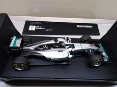 MERCEDES AMG F1 W07 HYBRID 2016 NICO ROSBERG MINICHAMPS 1:18 - 7