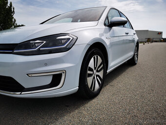 VW e-Golf 36kw, TEPELNÉ ČERPADLO, Super výbava - 7