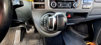 VW Caravelle - 7