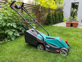 Elektrická sekačka BOSCH Rotak 32 Ergo Flex H - 7