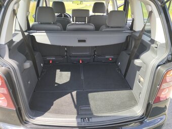 VOLKSWAGEN TOURAN 1,4 TSI NOVÁ STK,7 MÍST - 7