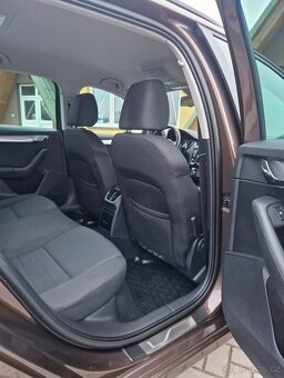 Škoda Octavia Combi 2,0TDI 110kW Manuál KESSY ACC Tažné 2014 - 7