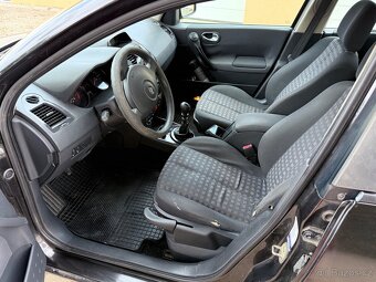 Prodám auto Renault Megane - 7