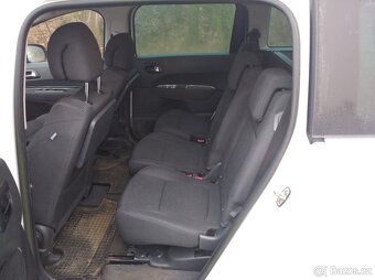 Peugeot 5008 1,6 VVTI 88 Kw 2014 - 7