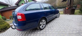Škoda Octavia 1.6 TDi Elegance, Šíber, Xenon, Výhrev 2012 - 7