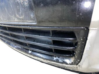 Přední nárazník stříbrná metalíza LY7W Audi A8 4E D3 2005 - 7