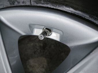 Alu Kia 5/114.3 R16 + 205/55 R16 letní Hankook - 7