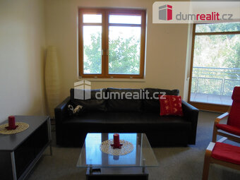 Pronájem bytu 1+kk 60 m2 Praha 5 Košíře Naskové lodžie - 7