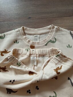 4x Tepláková souprava H&M (vel. 104) - 7