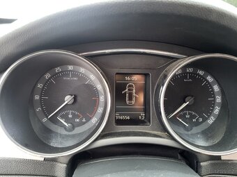 Škoda superb 2.0 TDI 125 kw DSG - 7