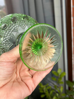 Starožitný malý nástolec 13 cm, uranové sklo - 7