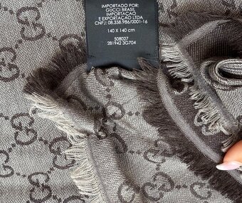 Gucci Scarf GG velký monogram šedý pléd - 7