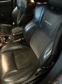 Chrysler 300c SRT - 7