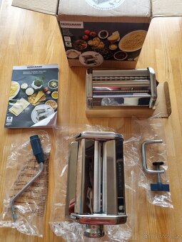 Nudlovač Fackelmann NOVÝ - 7