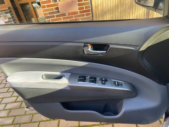 Toyota Prius 1,5i/E 57kW - 7