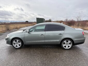 Volkswagen Passat B6 2.0 TDI sedan - 7