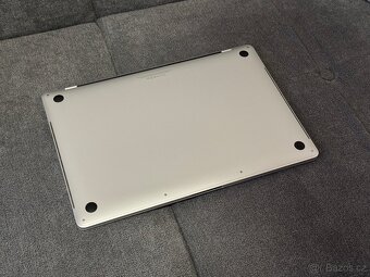 Macbook pro 15" 2016 core i7 250GB SSD 16GB RAM - 7