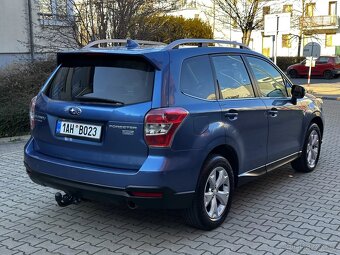 Subaru Forester 2.0 D 4x4 Kůže Navi Xenony Panorama Tažné 2t - 7