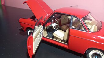 1:18 bmw 700 - 7
