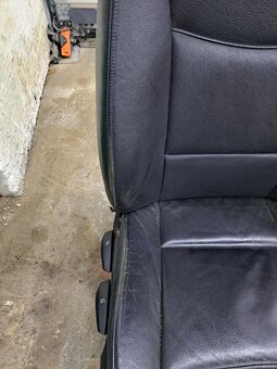 BMW E90 interier - 7