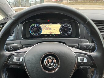 VW e-golf, 100 kW/35,8 kWh, TZ, TČ - 7
