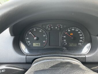 Volkswagen polo 2004 - 7