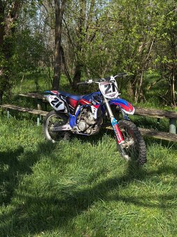 Yamaha YZ 250F - 7