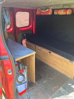Opel Vivaro / Renault trafic - bydlík - 7