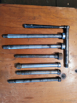 Jawa 250,350 panelka+kývačka-brzdové štíty,tlumiče, rozeta - 7