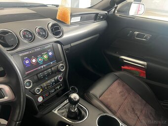 Ford Mustang - 7