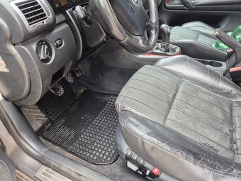 Prodám nebo vyměním superb 1.9 tdi 96kw - 7