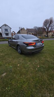 Prodám Toyota Camry Hybrit Executve - 7