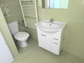 Pronájem bytu 2+1, ca51m2, s vlastním vytápěním v LBC. - 7