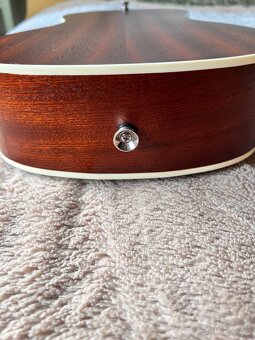 Prodám koncertní ukulele Lanikai MA-C - 7