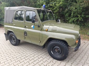 UAZ 469 - 7