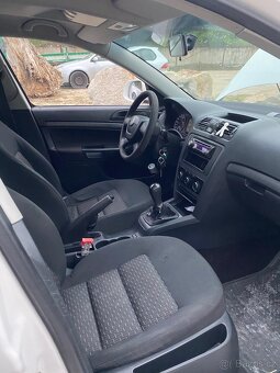 Škoda Octavia 2 1.6TDI 77KW díly - 7