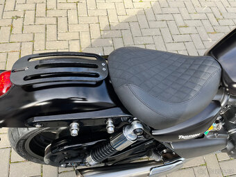 Triumph Thunderbird Storm - 7