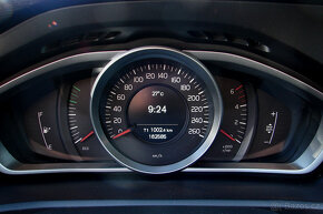 Volvo V40 2.0D 16V 120PS Cross Country NAVI,DVD - 7