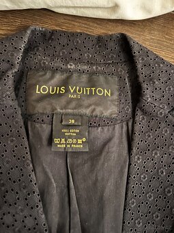 louis vuitton kostýmek vel.38 pc: 5300euro - 7