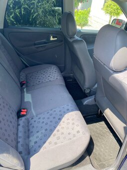 SEAT cordoba 1.4 MPI 44 kW 2002 - 7