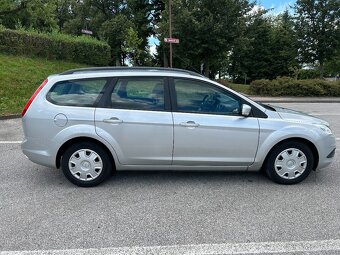 Ford Focus Combi 1,6 74kW r.v. 2009 - 7