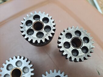 Jawa 50 pionýr - kolo převodovky s nábojem - 7