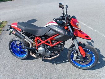 DUCATI HYPERMOTARD rv.2010 - 7