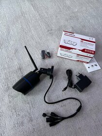 Černá venkovní wifi kamera - 7