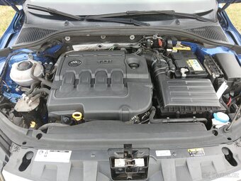 Škoda octavia scout 2.0 135kw - 7