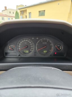 Volvo xc70 d5 - 7
